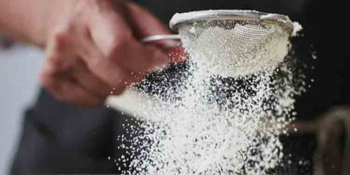 ഉപ്പിനും പഞ്ചസാരയ്ക്കും കാലാവധി ഉണ്ടോ ? കാലാവധി ഇല്ലാതെ ഉപയോഗിക്കാൻ പറ്റുന്ന ചില ഭക്ഷണ സാധനങ്ങൾ ഉപ്പിനും പഞ്ചസാരയ്ക്കും കാലാവധി ഉണ്ടോ ? കാലാവധി ഇല്ലാതെ ഉപയോഗിക്കാൻ പറ്റുന്ന ചില ഭക്ഷണ സാധനങ്ങൾ