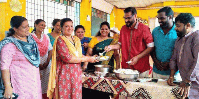 ഇരവിപേരൂർ പഞ്ചായത്തിലെ അഞ്ച് സർക്കാർ സ്കൂളിൽ മൃഷ്ടാനഭോജനം പദ്ധതി തുടങ്ങി ഇരവിപേരൂർ പഞ്ചായത്തിലെ അഞ്ച് സർക്കാർ സ്കൂളിൽ മൃഷ്ടാനഭോജനം പദ്ധതി തുടങ്ങി