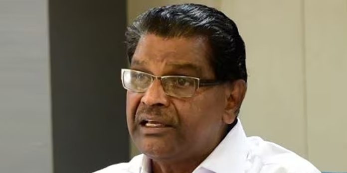 വികസന പദ്ധതികളെ സർക്കാർ കൊല ചെയ്യുകയാണെന്ന് തിരുവഞ്ചൂർ രാധാകൃഷ്ണൻ വികസന പദ്ധതികളെ സർക്കാർ കൊല ചെയ്യുകയാണെന്ന് തിരുവഞ്ചൂർ രാധാകൃഷ്ണൻ