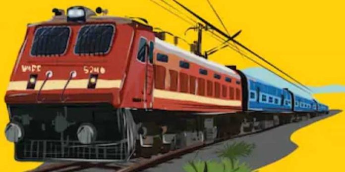ട്രെയിനുകളിൽ ബോംബ് വെച്ചെന്ന് വ്യാജ ഭീഷണി സന്ദേശം അയച്ച പത്തനംതിട്ട സ്വദേശി പിടിയില് ട്രെയിനുകളിൽ ബോംബ് വെച്ചെന്ന് വ്യാജ ഭീഷണി സന്ദേശം അയച്ച പത്തനംതിട്ട സ്വദേശി പിടിയില്