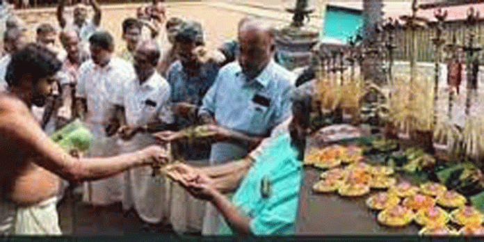 പള്ളിയോടങ്ങള്ക്കുള്ള സുരക്ഷാ നിര്ദ്ദേശങ്ങള് പാലിക്കണം ; പള്ളിയോട സേവാസംഘം ഭാരവാഹികള് പള്ളിയോടങ്ങള്ക്കുള്ള സുരക്ഷാ നിര്ദ്ദേശങ്ങള് പാലിക്കണം ; പള്ളിയോട സേവാസംഘം ഭാരവാഹികള്