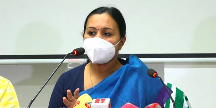 കഴിഞ്ഞ നാല് ദിവസമായി നിപ കേസുകൾ ഇല്ല ; രോഗവ്യാപനം തടയാൻ സാധിച്ചു എന്ന് ആരോഗ്യമന്ത്രി കഴിഞ്ഞ നാല് ദിവസമായി നിപ കേസുകൾ ഇല്ല ; രോഗവ്യാപനം തടയാൻ സാധിച്ചു എന്ന് ആരോഗ്യമന്ത്രി