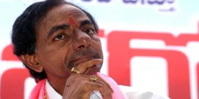 ഭാരത് രാഷ്ട്ര സമിതിയിൽ നിന്ന് ജനപ്രതിനിധികൾ രാജിവയ്ക്കുന്നത് മുഖ്യമന്ത്രി ചന്ദ്രശേഖര റാവുവിന് തലവേദനയാകുന്നു ഭാരത് രാഷ്ട്ര സമിതിയിൽ നിന്ന് ജനപ്രതിനിധികൾ രാജിവയ്ക്കുന്നത് മുഖ്യമന്ത്രി ചന്ദ്രശേഖര റാവുവിന് തലവേദനയാകുന്നു