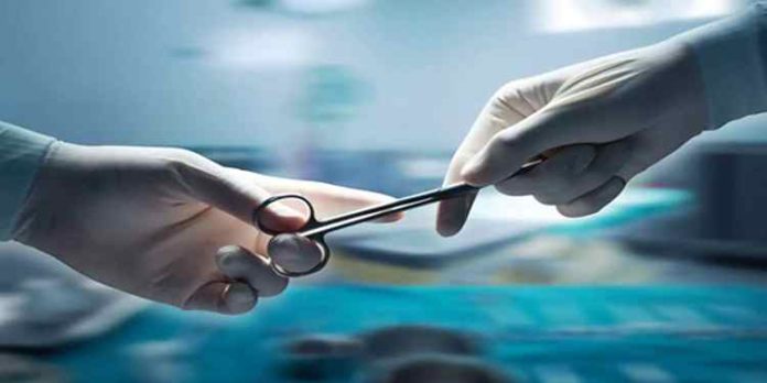 ശസ്ത്രക്രിയയില് വൃഷണം നഷ്ടമായ സംഭവം: ആരോഗ്യ വകുപ്പ് അന്വേഷണം ആരംഭിച്ചു ശസ്ത്രക്രിയയില് വൃഷണം നഷ്ടമായ സംഭവം: ആരോഗ്യ വകുപ്പ് അന്വേഷണം ആരംഭിച്ചു