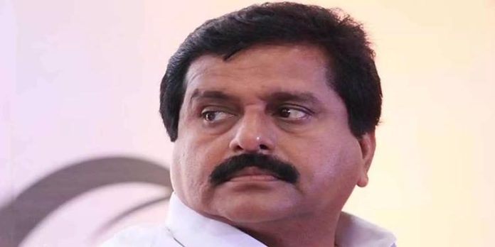 സൊസൈറ്റി തട്ടിപ്പ് കേസ് ; വി.എസ് ശിവകുമാറിനെതിരെ വഞ്ചനാക്കുറ്റം ചുമത്തി സൊസൈറ്റി തട്ടിപ്പ് കേസ് ; വി.എസ് ശിവകുമാറിനെതിരെ വഞ്ചനാക്കുറ്റം ചുമത്തി
