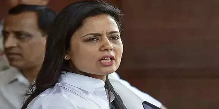 മഹുവക്കെതിരായ പരാതി സഭാ സമിതിക്ക് വിട്ട് സ്പീക്കർ മഹുവക്കെതിരായ പരാതി സഭാ സമിതിക്ക് വിട്ട് സ്പീക്കർ