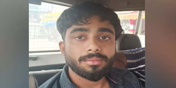 കൊല്ലത്ത് 71 ഗ്രാം എം.ഡി.എം.എയുമായി ബി.ഡി.എസ് വിദ്യാർത്ഥി പിടിയിൽ കൊല്ലത്ത് 71 ഗ്രാം എം.ഡി.എം.എയുമായി ബി.ഡി.എസ് വിദ്യാർത്ഥി പിടിയിൽ