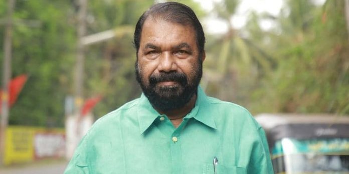 കായികോത്സവത്തിലെ ഭക്ഷണ പന്തലിലെ അടിപൊളി മെനു വിശദീകരിച്ച് മന്ത്രി വി ശിവൻകുട്ടി കായികോത്സവത്തിലെ ഭക്ഷണ പന്തലിലെ അടിപൊളി മെനു വിശദീകരിച്ച് മന്ത്രി വി ശിവൻകുട്ടി