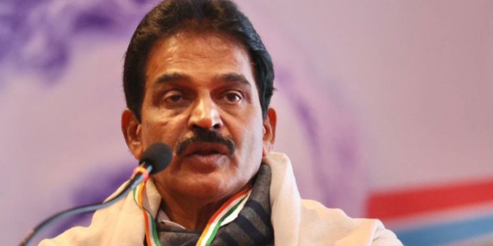 കെ.സി.വേണുഗോപാല് എംപിയുടെ പേരില് വ്യാജ അക്കൗണ്ട് സൃഷ്ടിച്ച് തട്ടിപ്പിന് ശ്രമം കെ.സി.വേണുഗോപാല് എംപിയുടെ പേരില് വ്യാജ അക്കൗണ്ട് സൃഷ്ടിച്ച് തട്ടിപ്പിന് ശ്രമം