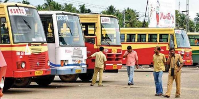 സെപ്റ്റംബറിലെ ശമ്പളം ഇനിയും നൽകാതെ കെഎസ്ആർടിസി സെപ്റ്റംബറിലെ ശമ്പളം ഇനിയും നൽകാതെ കെഎസ്ആർടിസി