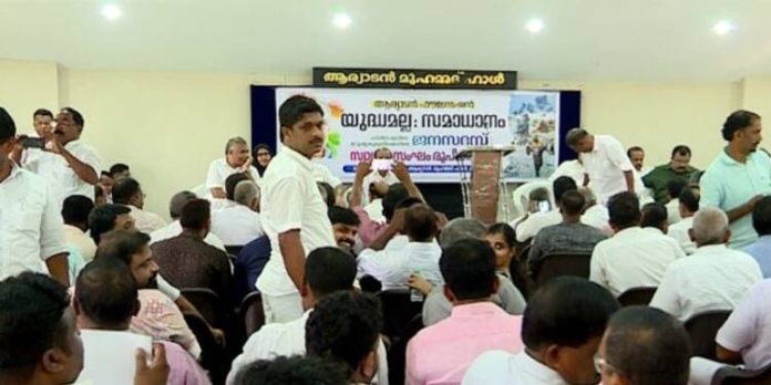 മണ്ഡലം പ്രസിഡന്റ് നിയമനത്തെ ചൊല്ലി മലപ്പുറം കോൺഗ്രസിൽ പൊട്ടിത്തെറി ; ആര്യാടൻ ഷൗക്കത്ത് രാജിവെച്ചു മണ്ഡലം പ്രസിഡന്റ് നിയമനത്തെ ചൊല്ലി മലപ്പുറം കോൺഗ്രസിൽ പൊട്ടിത്തെറി ; ആര്യാടൻ ഷൗക്കത്ത് രാജിവെച്ചു
