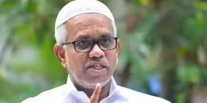 തട്ടം പരാമർശം ; സമസ്ത പ്രതികരിച്ചില്ലെന്ന വാദം ശരിയല്ലെന്ന് അബ്ദു സമദ് പൂക്കോട്ടൂർ തട്ടം പരാമർശം ; സമസ്ത പ്രതികരിച്ചില്ലെന്ന വാദം ശരിയല്ലെന്ന് അബ്ദു സമദ് പൂക്കോട്ടൂർ