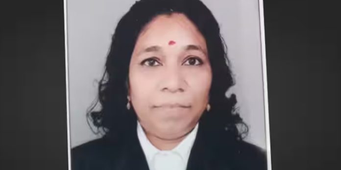 ഗുജറാത്ത് ഹൈക്കോടതിയിലെ മലയാളിയായ വക്കീൽ ഷീജ ഗിരീഷ് നായർ സുരക്ഷിത ഗുജറാത്ത് ഹൈക്കോടതിയിലെ മലയാളിയായ വക്കീൽ ഷീജ ഗിരീഷ് നായർ സുരക്ഷിത