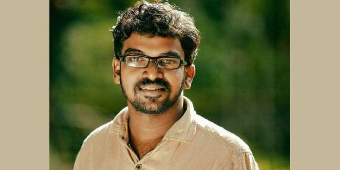 നിയമന തട്ടിപ്പിന് പിന്നില് കോഴിക്കോട്ടെ നാലംഗസംഘം ; അഖില് സജീവ് നിയമന തട്ടിപ്പിന് പിന്നില് കോഴിക്കോട്ടെ നാലംഗസംഘം ; അഖില് സജീവ്