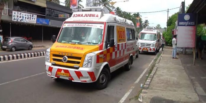 108 ആംബുലൻസ് സർവീസ് കടുത്ത സാമ്പത്തിക പ്രതിസന്ധിയിൽ; നൽകാനുളളത് 40 കോടിയിലേറെ രൂപ 108 ആംബുലൻസ് സർവീസ് കടുത്ത സാമ്പത്തിക പ്രതിസന്ധിയിൽ; നൽകാനുളളത് 40 കോടിയിലേറെ രൂപ