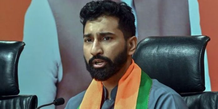 കേരളത്തിലെ ആയിരക്കണക്കിന് സഹകരണ ബാങ്കുകളിൽ ക്രമക്കേടുണ്ട് ; അനിൽ ആൻ്റണി കേരളത്തിലെ ആയിരക്കണക്കിന് സഹകരണ ബാങ്കുകളിൽ ക്രമക്കേടുണ്ട് ; അനിൽ ആൻ്റണി
