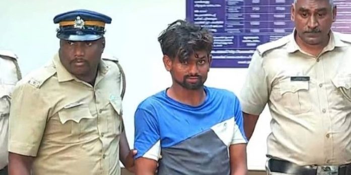 ആലുവയിൽ അഞ്ച് വയസുകാരിയുടെ കൊലപാതകം ; അന്തിമവാദം ഇന്ന് നടക്കും ആലുവയിൽ അഞ്ച് വയസുകാരിയുടെ കൊലപാതകം ; അന്തിമവാദം ഇന്ന് നടക്കും