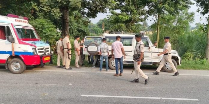 കോൺസ്റ്റബിളിനെ വെടിവെച്ച് കൊന്ന പ്രതികളെ ഏറ്റുമുട്ടലിൽ വധിച്ച് ബിഹാർ പോലീസ് കോൺസ്റ്റബിളിനെ വെടിവെച്ച് കൊന്ന പ്രതികളെ ഏറ്റുമുട്ടലിൽ വധിച്ച് ബിഹാർ പോലീസ്