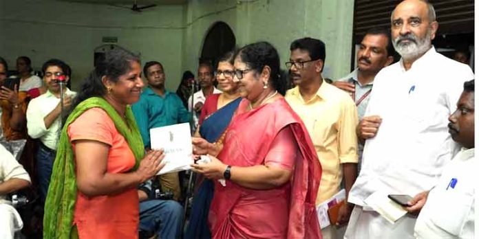 ഭിന്നശേഷി സഹോദരങ്ങളുടെ സ്വയംപര്യാപ്തതയും സ്വാശ്രയത്വവും ലക്ഷ്യം : മന്ത്രി ഡോ. ആര്. ബിന്ദു ഭിന്നശേഷി സഹോദരങ്ങളുടെ സ്വയംപര്യാപ്തതയും സ്വാശ്രയത്വവും ലക്ഷ്യം : മന്ത്രി ഡോ. ആര്. ബിന്ദു