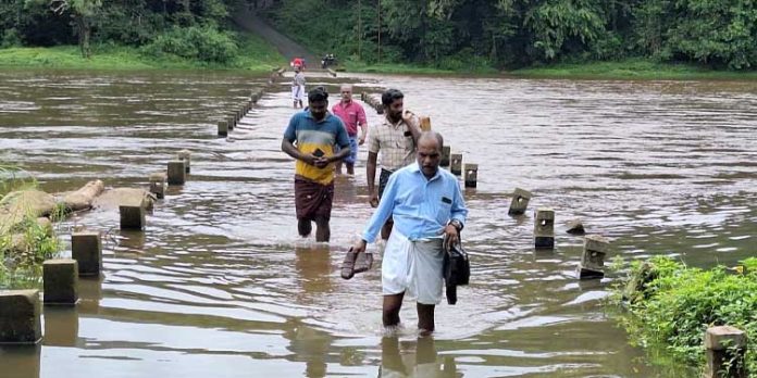 കനത്ത മഴ ; മലയോര മേഖലയിൽ കനത്ത നാശനഷ്ടം കനത്ത മഴ ; മലയോര മേഖലയിൽ കനത്ത നാശനഷ്ടം
