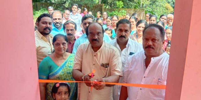 വരവൂർ ഗവ.യു.പി.സ്കൂളിൽ നിർമിച്ച പുതിയ പാചകപ്പുരയുടെ പ്രവർത്തനം ആരംഭിച്ചു വരവൂർ ഗവ.യു.പി.സ്കൂളിൽ നിർമിച്ച പുതിയ പാചകപ്പുരയുടെ പ്രവർത്തനം ആരംഭിച്ചു