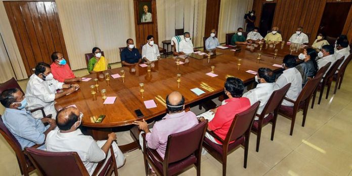 സംസ്ഥാന സർക്കാരിൻ്റെ മേഖലാതല അവലോകനയോഗം ; ഇന്ന് കോഴിക്കോട് സംസ്ഥാന സർക്കാരിൻ്റെ മേഖലാതല അവലോകനയോഗം ; ഇന്ന് കോഴിക്കോട്