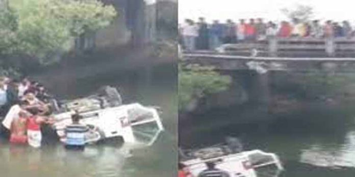 കാര് നിയന്ത്രണം വിട്ട് പുഴയിലേക്ക് മറിഞ്ഞ് ഒരു കുടുംബത്തിലെ അഞ്ചുപേര് മരിച്ചു കാര് നിയന്ത്രണം വിട്ട് പുഴയിലേക്ക് മറിഞ്ഞ് ഒരു കുടുംബത്തിലെ അഞ്ചുപേര് മരിച്ചു