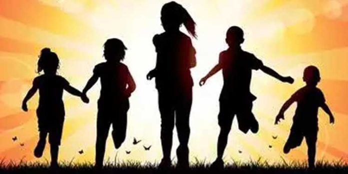 ശിശുദിനാഘോഷത്തിന് ജില്ലയില് വര്ണാഭമായ ചടങ്ങുകള് ശിശുദിനാഘോഷത്തിന് ജില്ലയില് വര്ണാഭമായ ചടങ്ങുകള്