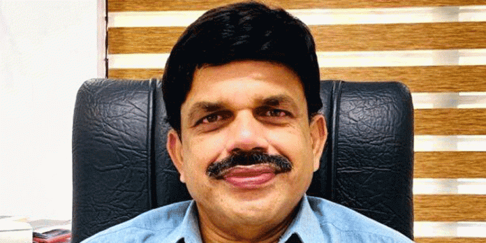 ജില്ലയുടെ 37-മത് കളക്ടറായി എ.ഷിബു ഇന്ന് ചുമതലയേല്ക്കും ജില്ലയുടെ 37-മത് കളക്ടറായി എ.ഷിബു ഇന്ന് ചുമതലയേല്ക്കും