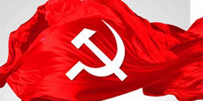 കോഴിക്കോട് മാനാഞ്ചിറയില് കുഴഞ്ഞുവീണയാള് മരിച്ച സംഭവത്തിൽ ഗവര്ണര്ക്കെതിരെ ആരോപണവുമായി സിപിഎം കോഴിക്കോട് മാനാഞ്ചിറയില് കുഴഞ്ഞുവീണയാള് മരിച്ച സംഭവത്തിൽ ഗവര്ണര്ക്കെതിരെ ആരോപണവുമായി സിപിഎം