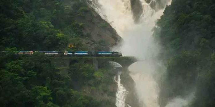 ദൂത്സാഗർ വെള്ളച്ചാട്ടം തുറന്നു ; പ്രവേശനം ഇങ്ങനെ ദൂത്സാഗർ വെള്ളച്ചാട്ടം തുറന്നു ; പ്രവേശനം ഇങ്ങനെ