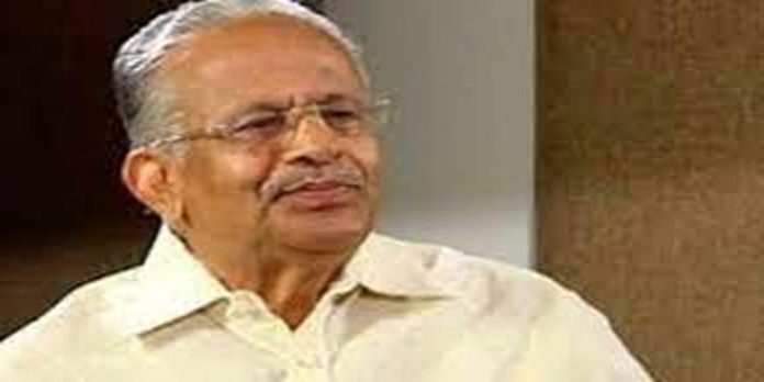 സമസ്ത-ലീഗ് തര്ക്കം ; പിഎംഎ സലാമിനെ പിന്തുണച്ച് ഇ ടി മുഹമ്മദ് ബഷീര് സമസ്ത-ലീഗ് തര്ക്കം ; പിഎംഎ സലാമിനെ പിന്തുണച്ച് ഇ ടി മുഹമ്മദ് ബഷീര്