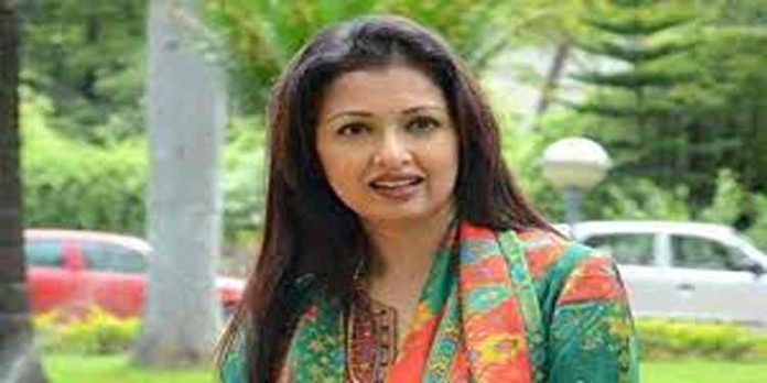 നടി ഗൗതമി ബി.ജെ.പിയിൽ നിന്ന് രാജിവെച്ചു നടി ഗൗതമി ബി.ജെ.പിയിൽ നിന്ന് രാജിവെച്ചു
