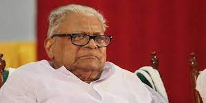 നൂറ്റാണ്ടിന്റെ നിറവിൽ : വിഎസ് അച്യുതാനന്ദന് ഇന്ന് നൂറാം പിറന്നാൾ നൂറ്റാണ്ടിന്റെ നിറവിൽ : വിഎസ് അച്യുതാനന്ദന് ഇന്ന് നൂറാം പിറന്നാൾ