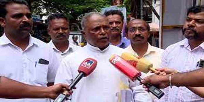 മന്ത്രി സജി ചെറിയാനുമായുള്ള ചർച്ച ഫലപ്രദമെന്ന് വിഴിഞ്ഞം ലത്തീൻ ഇടവക വികാരി മോൺസിംഗർ നിക്കോളാസ് മന്ത്രി സജി ചെറിയാനുമായുള്ള ചർച്ച ഫലപ്രദമെന്ന് വിഴിഞ്ഞം ലത്തീൻ ഇടവക വികാരി മോൺസിംഗർ നിക്കോളാസ്