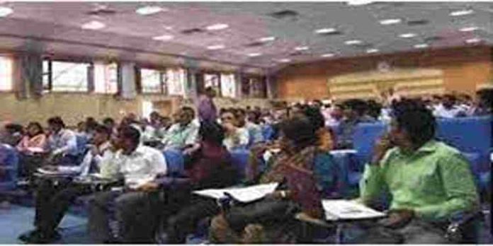 തെറ്റിദ്ധരിപ്പിക്കുന്ന പരസ്യങ്ങൾ നൽകുന്നു ; 20 യു.പി.എസ്.സി കോച്ചിങ് സ്ഥാപനങ്ങൾക്കെതിരെ അന്വേഷണം പ്രഖ്യാപിച്ചു തെറ്റിദ്ധരിപ്പിക്കുന്ന പരസ്യങ്ങൾ നൽകുന്നു ; 20 യു.പി.എസ്.സി കോച്ചിങ് സ്ഥാപനങ്ങൾക്കെതിരെ അന്വേഷണം പ്രഖ്യാപിച്ചു