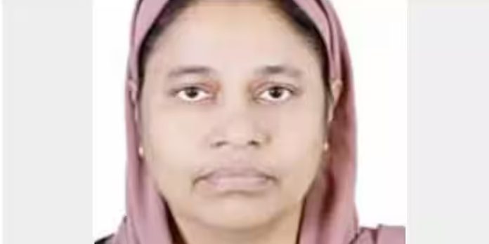 ഒരാഴ്ച മുമ്പ് നാട്ടില് നിന്നും തിരിച്ചെത്തിയ പ്രവാസി മലയാളി മരിച്ചു ഒരാഴ്ച മുമ്പ് നാട്ടില് നിന്നും തിരിച്ചെത്തിയ പ്രവാസി മലയാളി മരിച്ചു