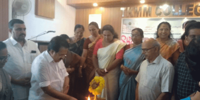 വനിതകൾക്കായി ഹെൽത്ത് ക്യാമ്പയിൻ സംഘടിപ്പിച്ചു വനിതകൾക്കായി ഹെൽത്ത് ക്യാമ്പയിൻ സംഘടിപ്പിച്ചു