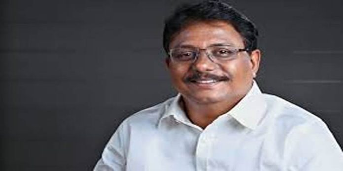 കെ.അനില് കുമാറിന്റെ തട്ടം പരാമര്ശം ; മാപ്പ് പറയണമെന്ന് കേരള മുസ്ലിം ജമാഅത്ത് കെ.അനില് കുമാറിന്റെ തട്ടം പരാമര്ശം ; മാപ്പ് പറയണമെന്ന് കേരള മുസ്ലിം ജമാഅത്ത്