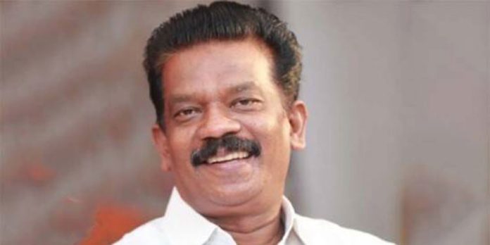 ക്ഷേത്രങ്ങളിലെ ആർഎസ്എസ് നിരോധനം ; പിന്തുണച്ച് ദേവസ്വം മന്ത്രി ക്ഷേത്രങ്ങളിലെ ആർഎസ്എസ് നിരോധനം ; പിന്തുണച്ച് ദേവസ്വം മന്ത്രി