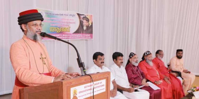 മാനവദർശനം മതത്തിൻറെ ലക്ഷ്യം : മാർ ഔഗേൻ കുര്യാക്കോസ് മാനവദർശനം മതത്തിൻറെ ലക്ഷ്യം : മാർ ഔഗേൻ കുര്യാക്കോസ്