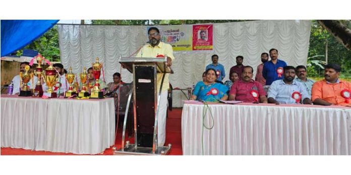 കേരളോത്സവം നാളെയുടെ കായികതാരങ്ങളെ വാർത്തെടുക്കുന്നു : ചിറ്റയം ഗോപകുമാർ കേരളോത്സവം നാളെയുടെ കായികതാരങ്ങളെ വാർത്തെടുക്കുന്നു : ചിറ്റയം ഗോപകുമാർ