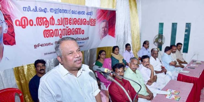 വിശക്കുന്നവന് ആഹാരം നൽകുന്നത് സംസ്കാരത്തിന്റെ ഭാഗമാണ് : മുല്ലക്കര രത്നാകരൻ വിശക്കുന്നവന് ആഹാരം നൽകുന്നത് സംസ്കാരത്തിന്റെ ഭാഗമാണ് : മുല്ലക്കര രത്നാകരൻ