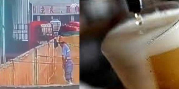 ബിയർ ചേരുവയിൽ മൂത്രമൊഴിക്കുന്ന തൊഴിലാളി ; ഞെട്ടിക്കുന്ന ദൃശ്യങ്ങൾ പുറത്ത് ബിയർ ചേരുവയിൽ മൂത്രമൊഴിക്കുന്ന തൊഴിലാളി ; ഞെട്ടിക്കുന്ന ദൃശ്യങ്ങൾ പുറത്ത്