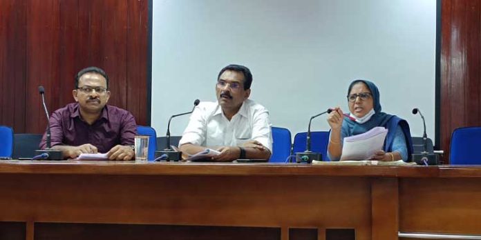 പി.എം.ജി.എസ്.വൈ അവലോകന യോഗം ചേര്ന്നു പി.എം.ജി.എസ്.വൈ അവലോകന യോഗം ചേര്ന്നു