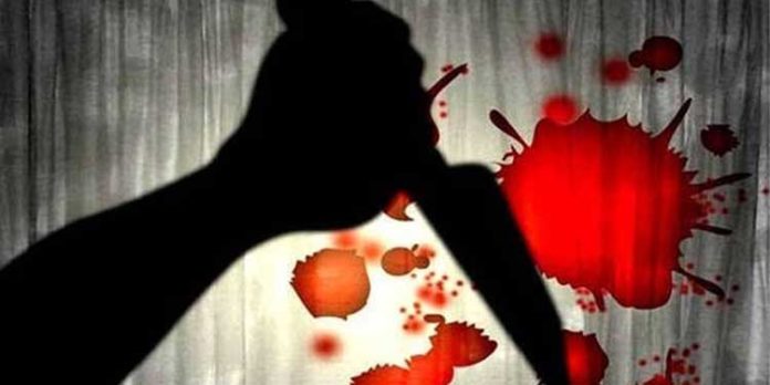 ആലുവയിലെ ബാറിൽ തർക്കത്തിന് പിന്നാലെ കത്തിക്കുത്ത് ആലുവയിലെ ബാറിൽ തർക്കത്തിന് പിന്നാലെ കത്തിക്കുത്ത്