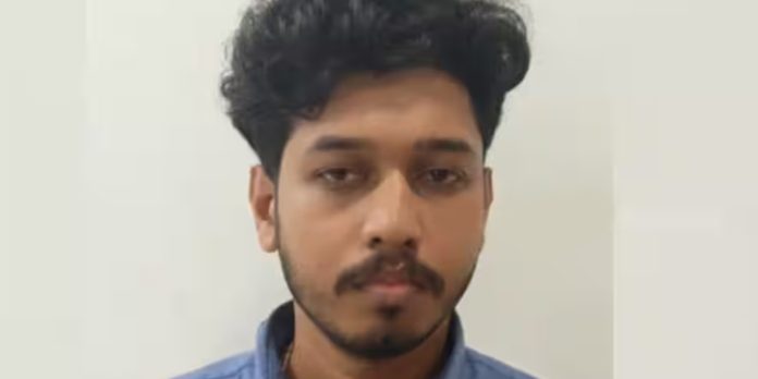 കണ്ണൂർ ചെറുകുന്നിൽ പോക്സോ കേസിൽ യുവാവ് അറസ്റ്റിൽ കണ്ണൂർ ചെറുകുന്നിൽ പോക്സോ കേസിൽ യുവാവ് അറസ്റ്റിൽ