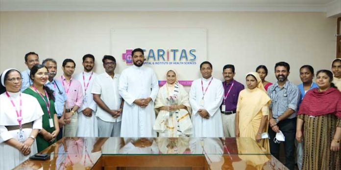 ജീവൻ്റെ വേരുകൾ പകുത്തുനൽകി മേർളി ; നല്കിയതിലുമധികമാണ് നേടിയതെന്ന് സിസ്റ്റർ ജീവൻ്റെ വേരുകൾ പകുത്തുനൽകി മേർളി ; നല്കിയതിലുമധികമാണ് നേടിയതെന്ന് സിസ്റ്റർ