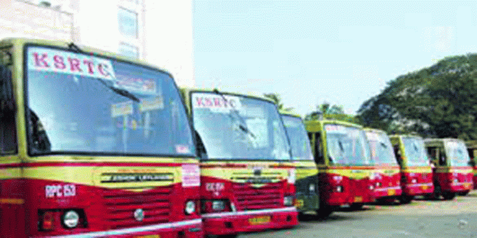 ഡ്രൈവിംഗ് ടെസ്റ്റ് പാസായി ജോലിക്ക് കയറിയവരെ എം. പാനലിലേക്ക് തിരികെ എടുക്കാന് വീണ്ടും ടെസ്റ്റ് ; അഴിമതി ആരോപണവുമായി തൊഴിലാളി യൂണിയനുകള് ഡ്രൈവിംഗ് ടെസ്റ്റ് പാസായി ജോലിക്ക് കയറിയവരെ എം. പാനലിലേക്ക് തിരികെ എടുക്കാന് വീണ്ടും ടെസ്റ്റ് ; അഴിമതി ആരോപണവുമായി തൊഴിലാളി യൂണിയനുകള്