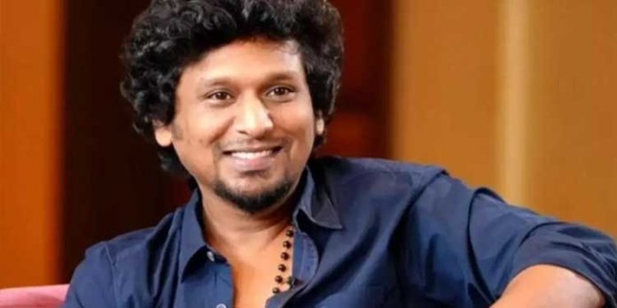 കാലിനേറ്റ പരുക്ക് നിസാരം ; കേരളത്തില് തിരികെ വരുമെന്ന് ഉറപ്പു നല്കി ലോകേഷ് കനകരാജ് കാലിനേറ്റ പരുക്ക് നിസാരം ; കേരളത്തില് തിരികെ വരുമെന്ന് ഉറപ്പു നല്കി ലോകേഷ് കനകരാജ്